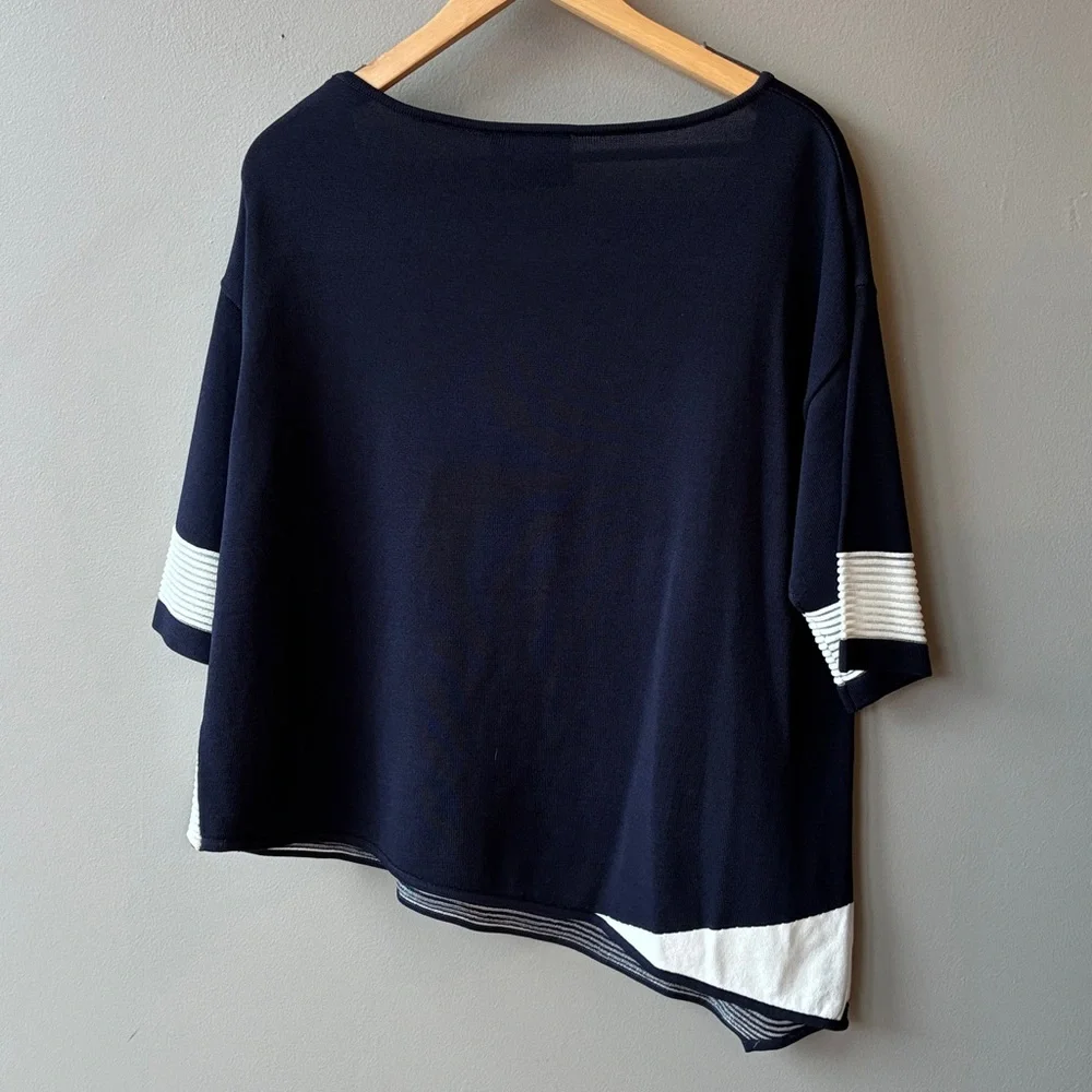 Vecceli Italy Navy White Asymmetrical Boat Neck Top, Large - Picture 5 of 9